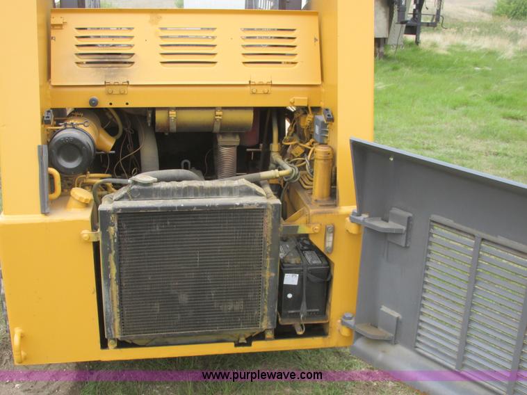 image for item A8799 1996 Daewoo 601 skid steer