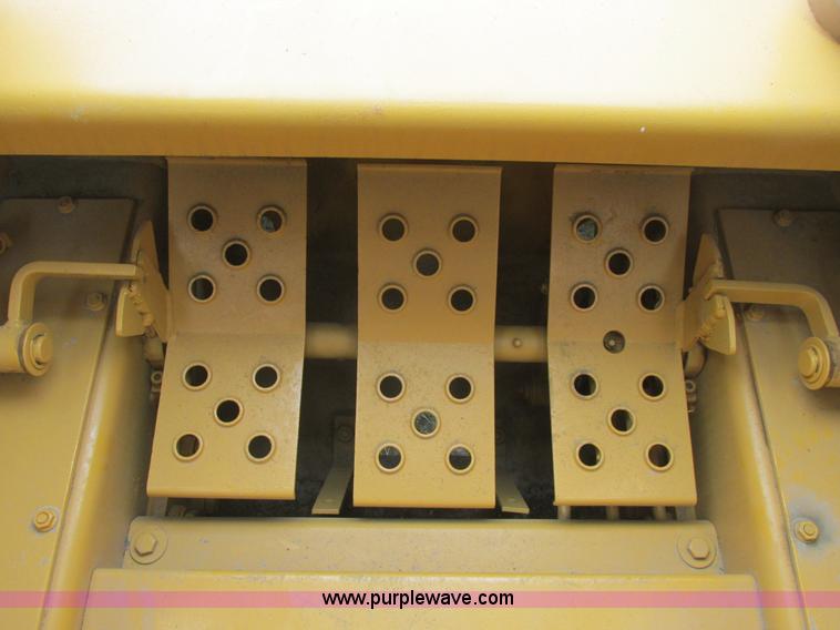 image for item A8799 1996 Daewoo 601 skid steer