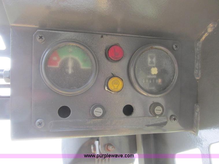 image for item A8799 1996 Daewoo 601 skid steer