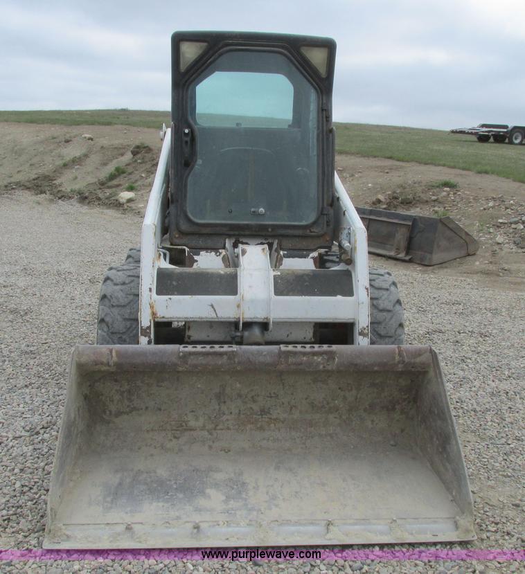 image for item A8801 2000 Bobcat 753 skid steer