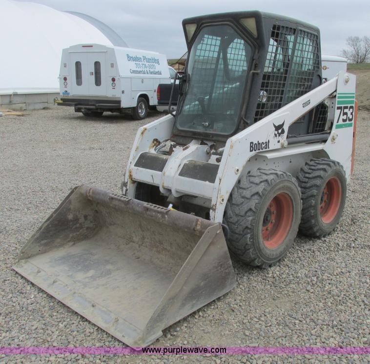 image for item A8801 2000 Bobcat 753 skid steer