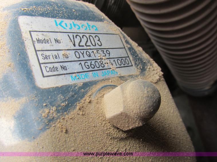 image for item A8801 2000 Bobcat 753 skid steer