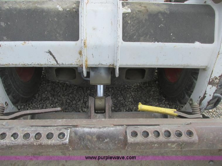 image for item A8801 2000 Bobcat 753 skid steer