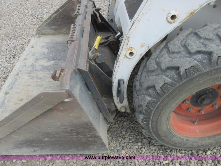 image for item A8801 2000 Bobcat 753 skid steer