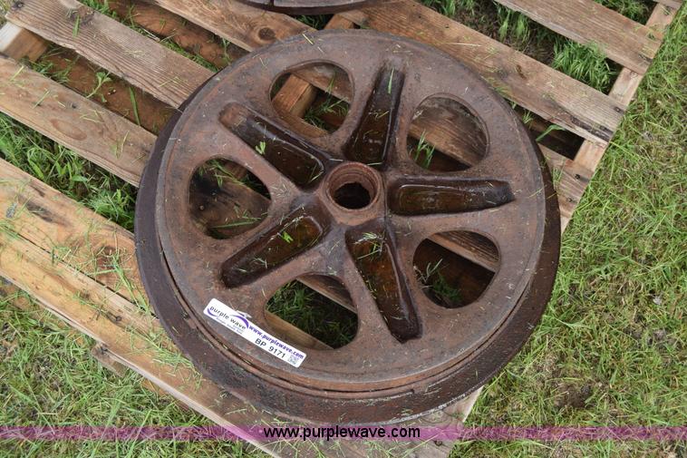 Farmall H steel wheels in Buhler, KS Item BP9171 sold Purple Wave