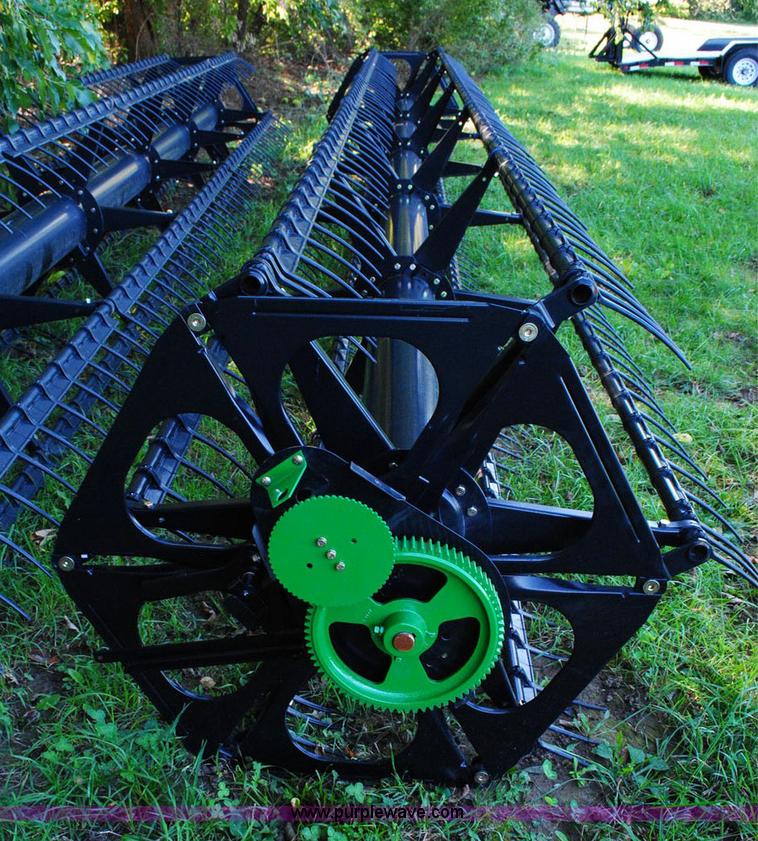 image for item D1495 2013 John Deere 630F reel