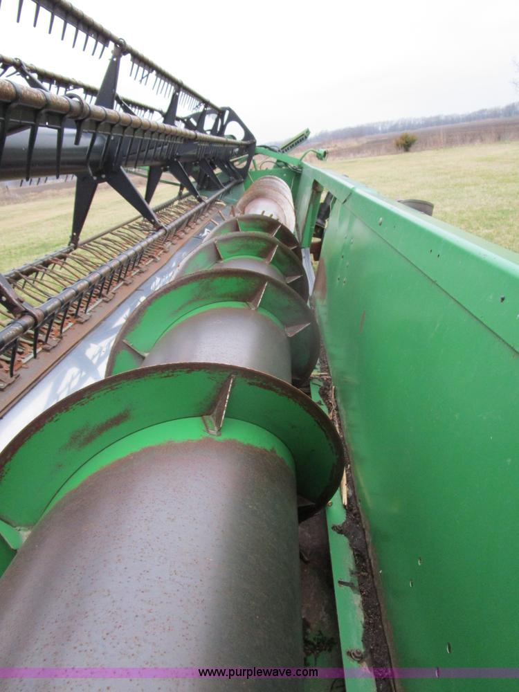 image for item D2379 1998 John Deere 925 platform flex head