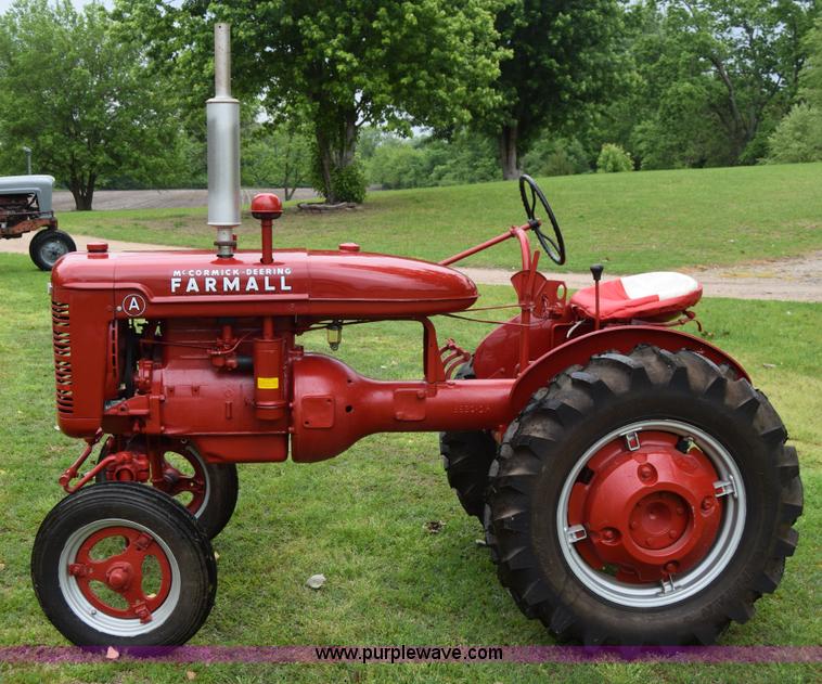 image for item E6484 1939 Farmall A tractor