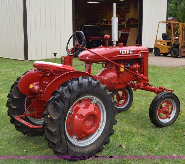 image for item E6484 1939 Farmall A tractor