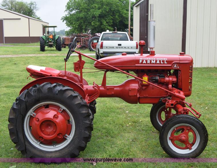 image for item E6484 1939 Farmall A tractor