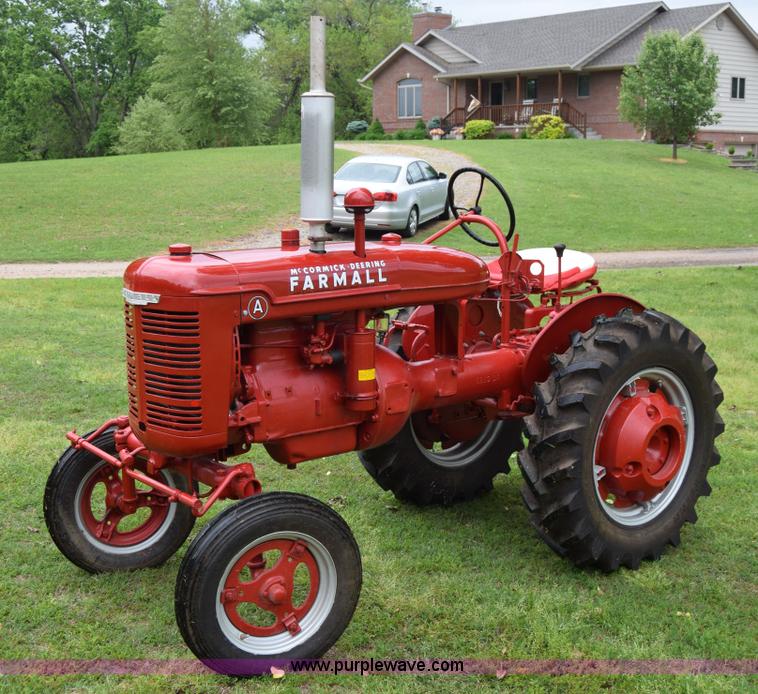 image for item E6484 1939 Farmall A tractor