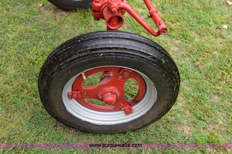 image for item E6484 1939 Farmall A tractor