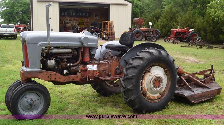 image for item E6486 Ford 950 tractor