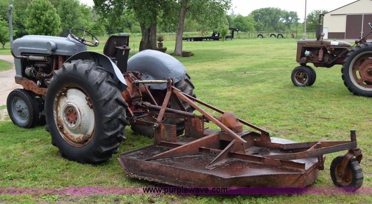 image for item E6486 Ford 950 tractor