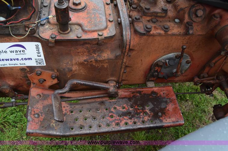 image for item E6486 Ford 950 tractor