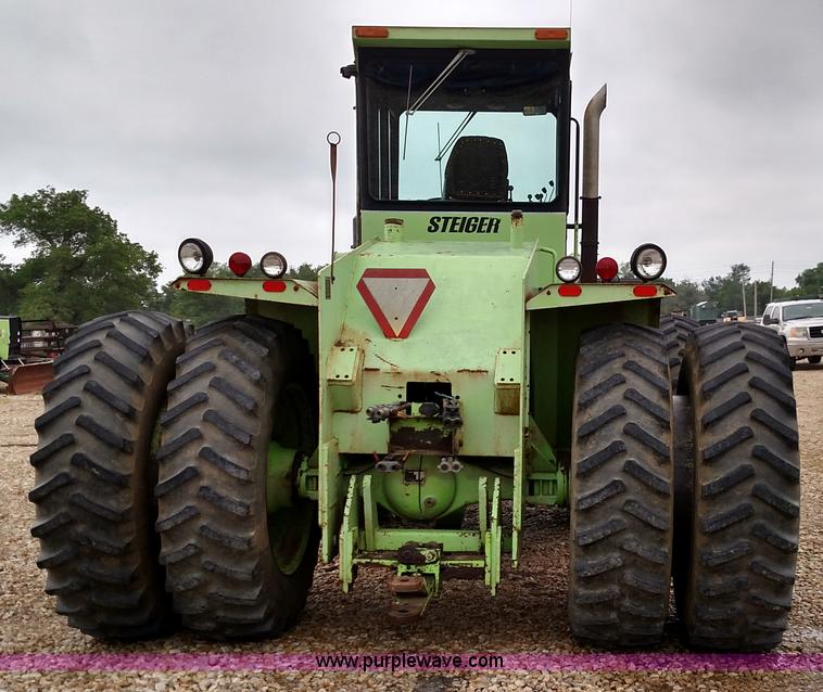 image for item F7793 1977 Steiger Bearcat III PT225 4WD tractor