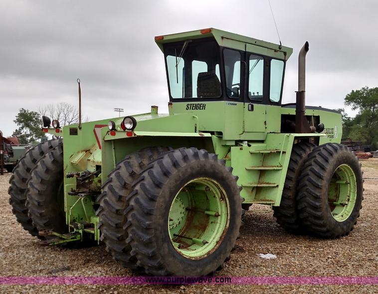 image for item F7793 1977 Steiger Bearcat III PT225 4WD tractor