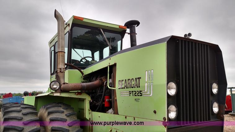 image for item F7793 1977 Steiger Bearcat III PT225 4WD tractor