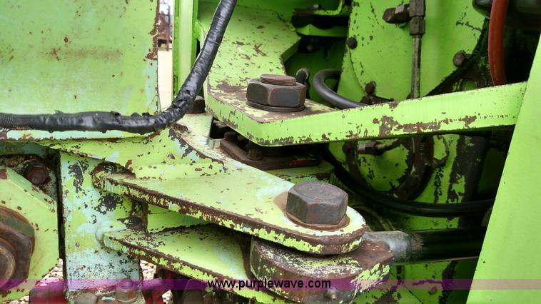 image for item F7793 1977 Steiger Bearcat III PT225 4WD tractor