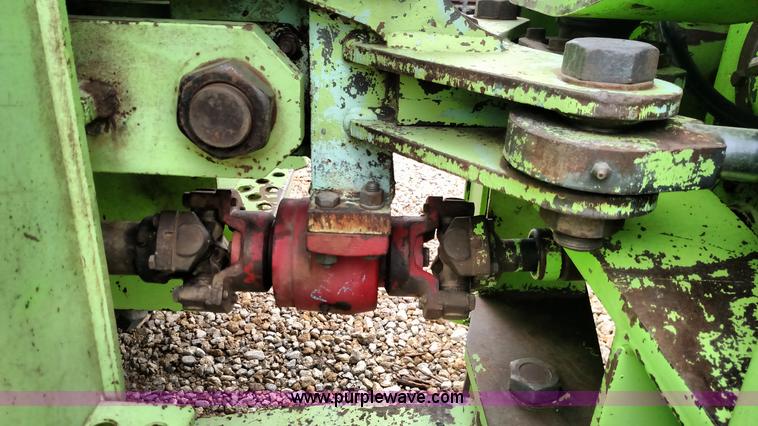 image for item F7793 1977 Steiger Bearcat III PT225 4WD tractor