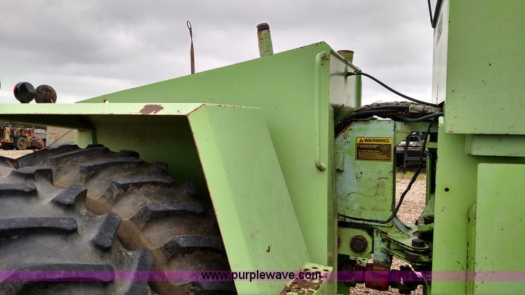 image for item F7793 1977 Steiger Bearcat III PT225 4WD tractor