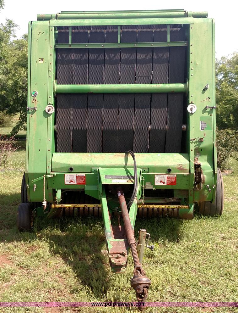 image for item F7798 1992 John Deere 535 round baler