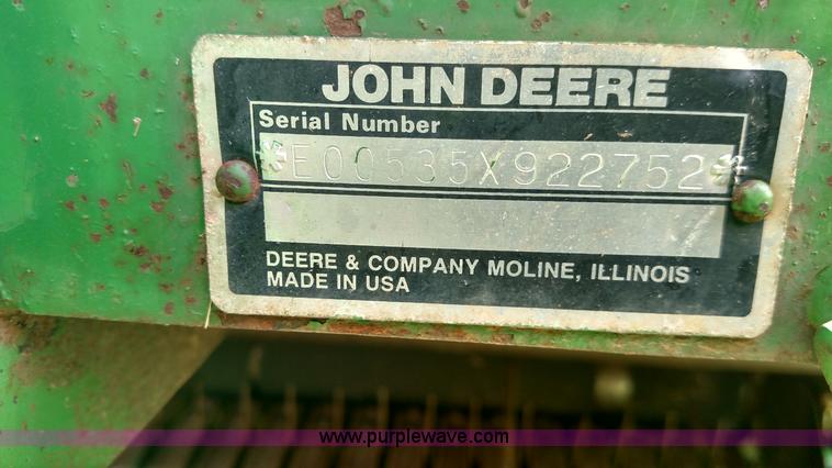 image for item F7798 1992 John Deere 535 round baler