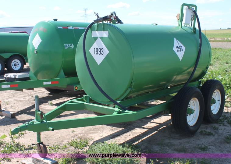 image for item H1504 Shop built 550 gallon fuel tank trailer