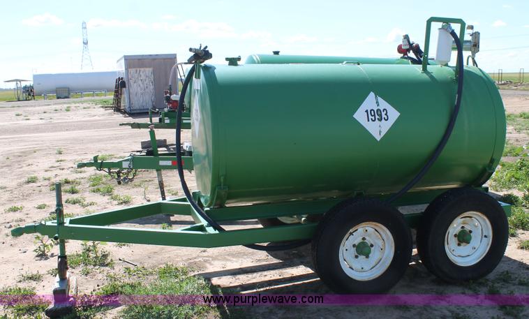 image for item H1504 Shop built 550 gallon fuel tank trailer