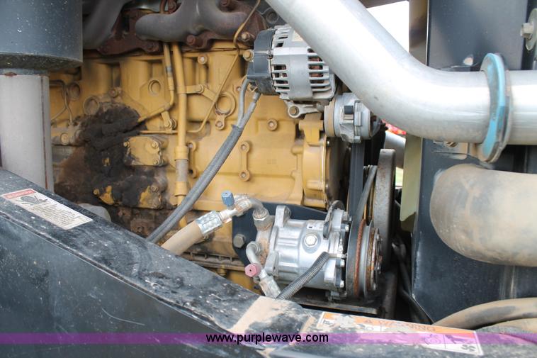 image for item H1506 2008 MacDon M200 self-propelled windrower