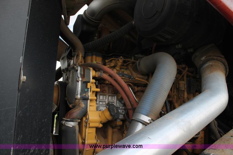 image for item H1506 2008 MacDon M200 self-propelled windrower