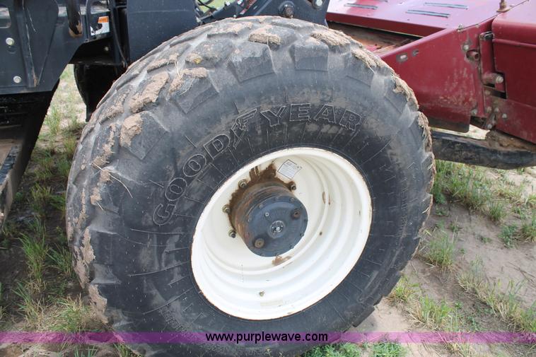 image for item H1506 2008 MacDon M200 self-propelled windrower