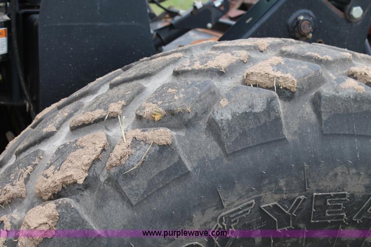 image for item H1506 2008 MacDon M200 self-propelled windrower