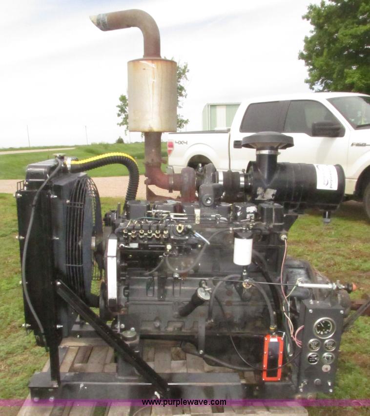 image for item H4632 2004 Cummins 6BT irrigation power unit