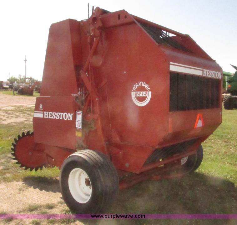 image for item H4642 1985 Hesston 5585 round baler
