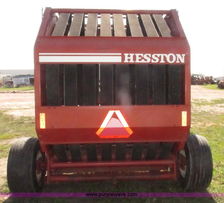 image for item H4642 1985 Hesston 5585 round baler