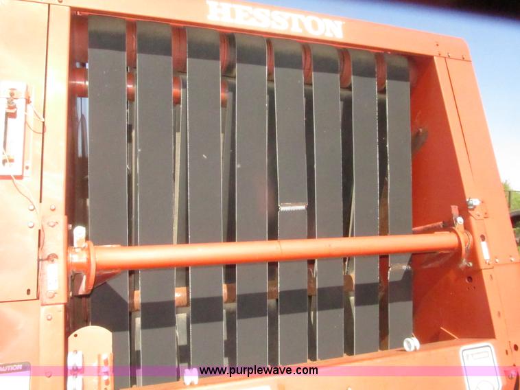 image for item H4642 1985 Hesston 5585 round baler