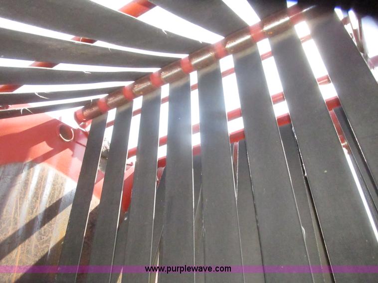 image for item H4642 1985 Hesston 5585 round baler