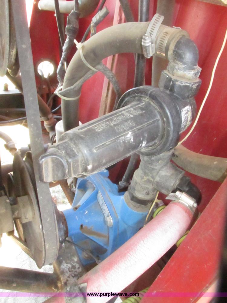 image for item H4643 Melroe Spra-Coupe 220 sprayer