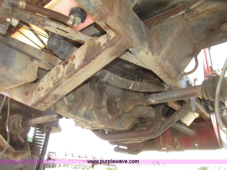 image for item H4643 Melroe Spra-Coupe 220 sprayer