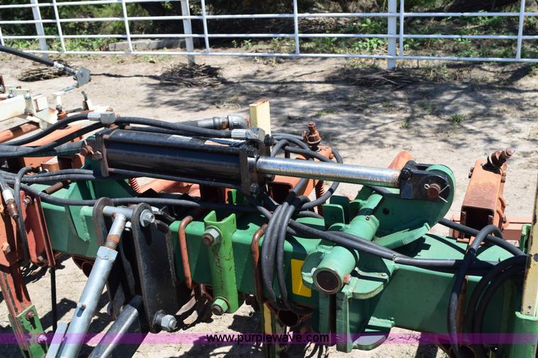 image for item H5066 Hawkins anhydrous applicator with rolling baskets