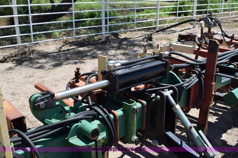 image for item H5066 Hawkins anhydrous applicator with rolling baskets