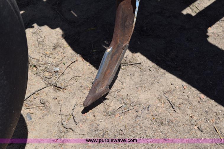 image for item H5066 Hawkins anhydrous applicator with rolling baskets