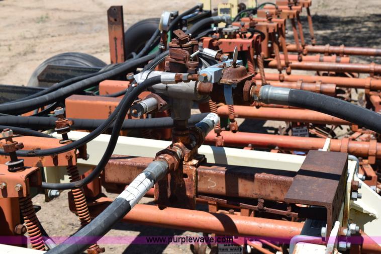 image for item H5066 Hawkins anhydrous applicator with rolling baskets