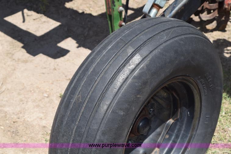 image for item H5066 Hawkins anhydrous applicator with rolling baskets