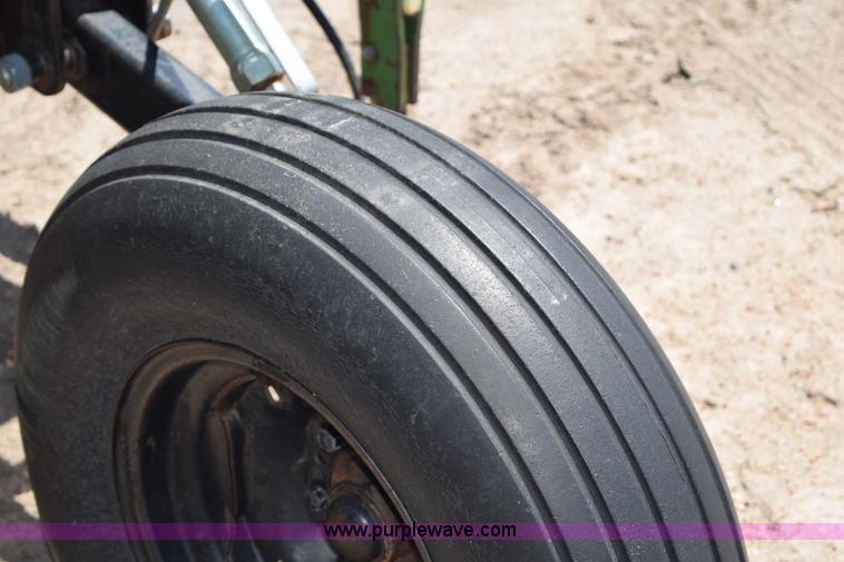 image for item H5066 Hawkins anhydrous applicator with rolling baskets