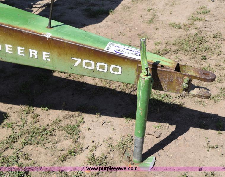 image for item H5068 John Deere 7000 planter