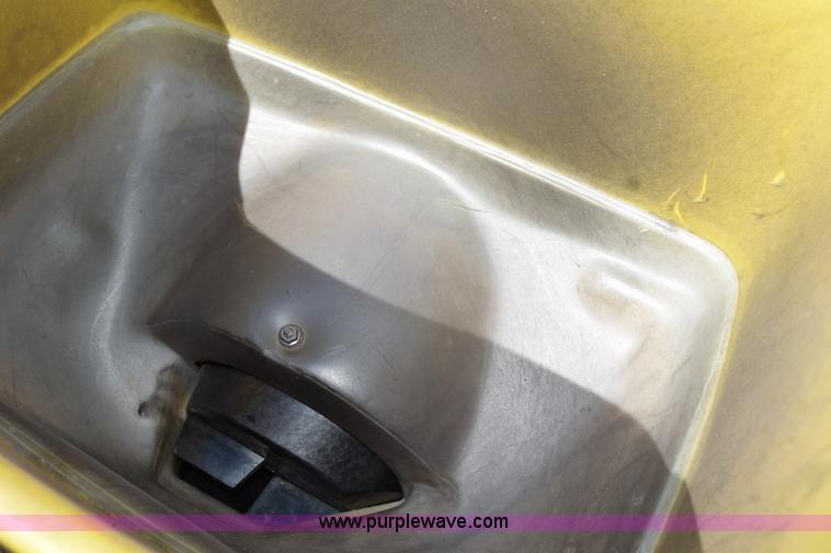 image for item H5068 John Deere 7000 planter