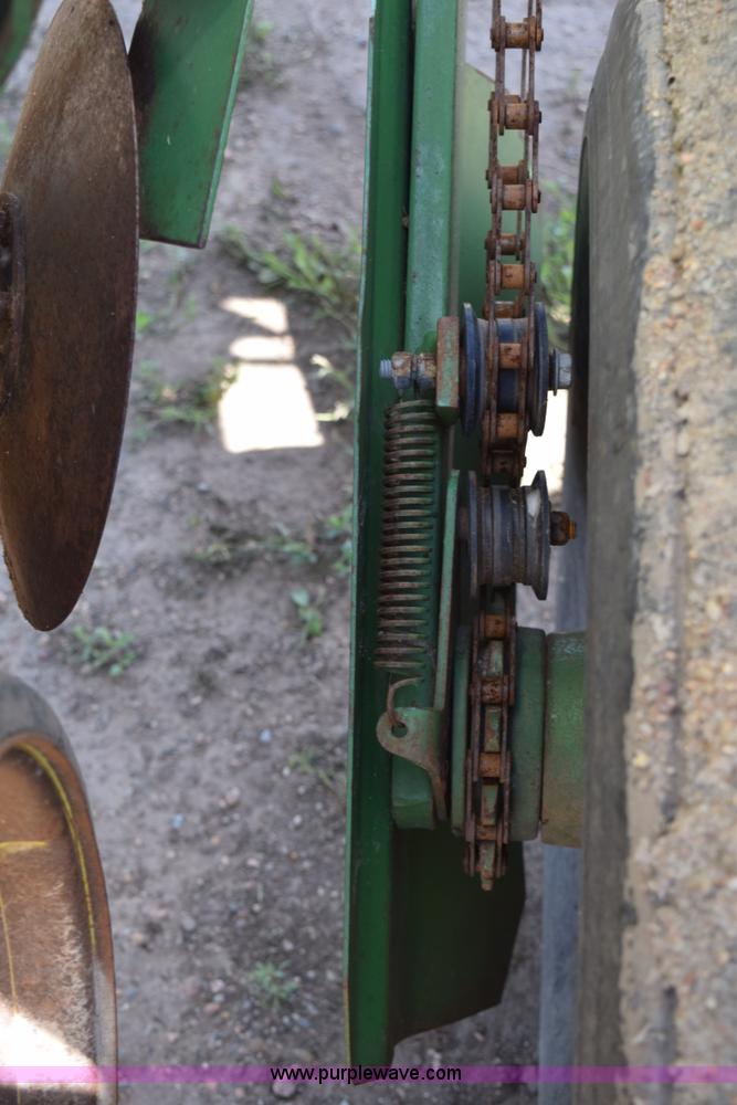 image for item H5068 John Deere 7000 planter