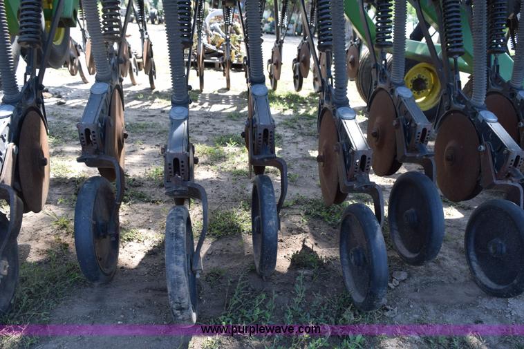 image for item H5069 John Deere 455 grain drill